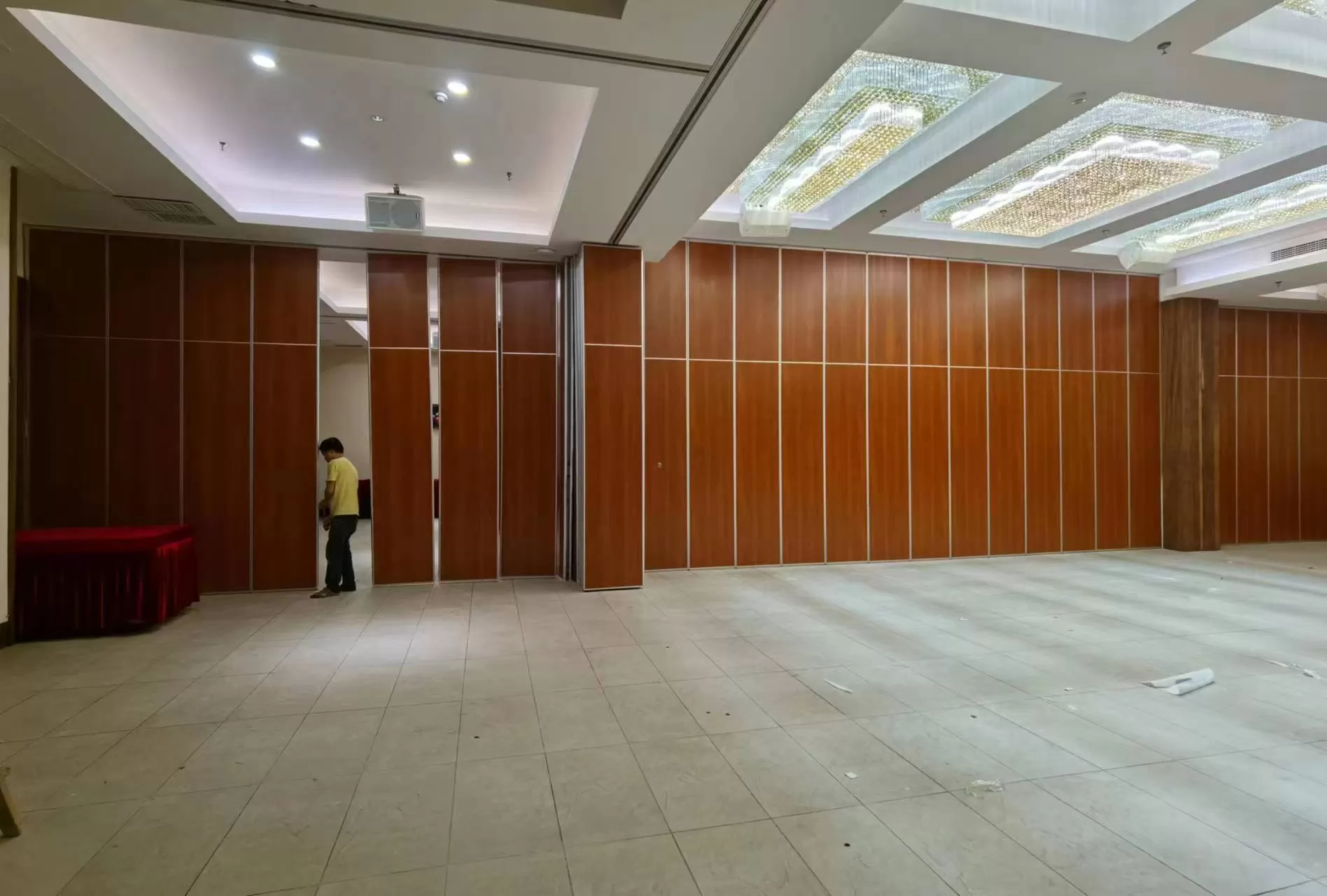Vách ngăn di động hội trường