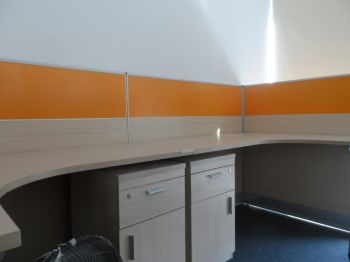 Vách ngăn văn phòng hệ 32 AB