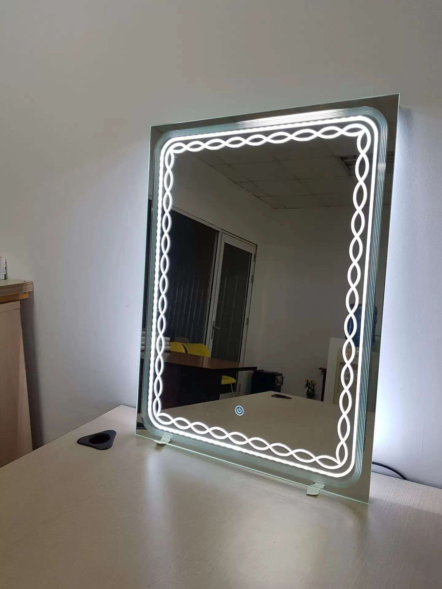 Gương đèn LED B55